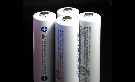 唐山鋰電池相對于鉛酸電池有什么優(yōu)勢？