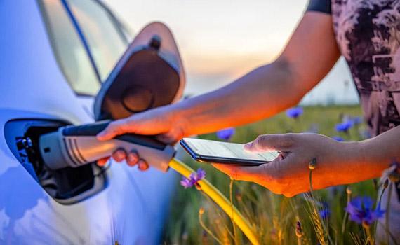 唐山10分鐘可讓電動汽車充電90%！