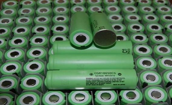 唐山鋰電窯爐外軌自動循環線：鋰金屬電池和鋰離子電池的區別