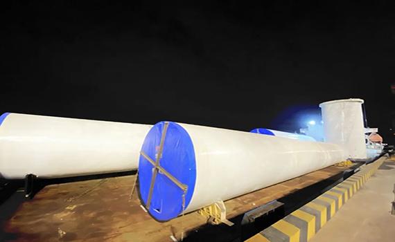 安陽廣西防城港海上風電示范項目A場址二期首套塔筒順利發(fā)貨