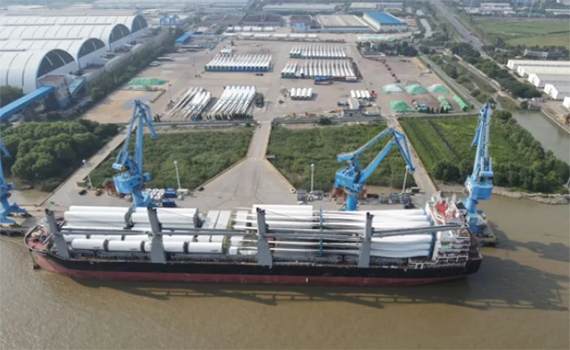 唐山三船連發(fā)+雙船并靠！江蘇揚州港大型風電設備裝卸能力再上新臺階