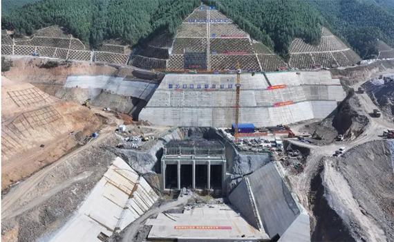 安陽南寧抽水蓄能電站下水庫進出水口順利實現封頂