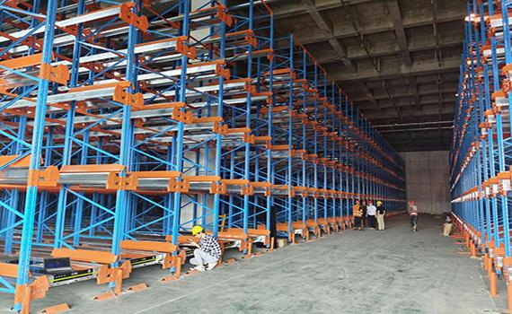 襄陽(yáng)智能立體倉(cāng)儲(chǔ)以大數(shù)據(jù)、物聯(lián)網(wǎng)技術(shù)為驅(qū)動(dòng)，實(shí)現(xiàn)倉(cāng)儲(chǔ)物流的全面優(yōu)化