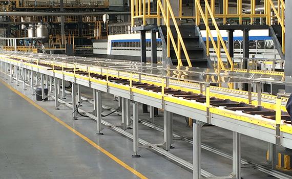 國產(chǎn)電車又被針對？豐田等巨頭或?qū)⒁I(lǐng)電池革新，低端車?yán)m(xù)航破千不是夢？