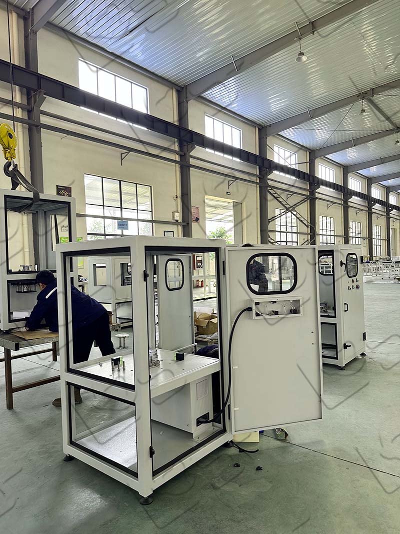 外軌線輸送設(shè)備.jpg 外軌線輸送設(shè)備.jpg