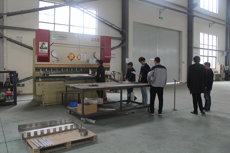 冠猴智能熱情歡迎玲瓏集團前來驗廠