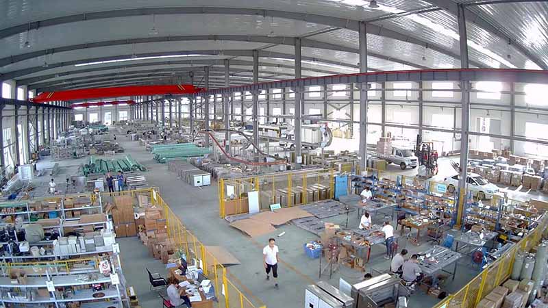 冠猴智能熱火朝天保生產(chǎn)